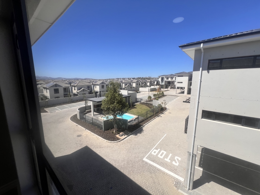 To Let 2 Bedroom Property for Rent in Cape Farms Western Cape